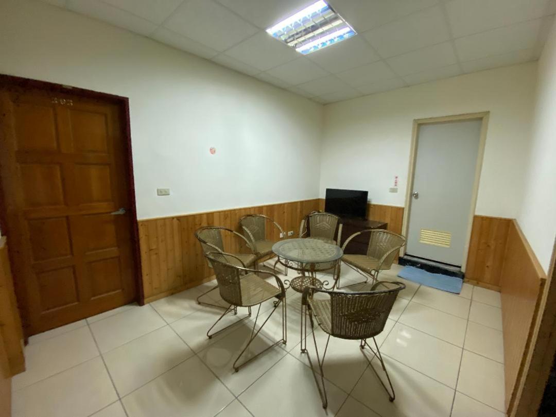 Xiao Gu Homestay Taitung Екстериор снимка